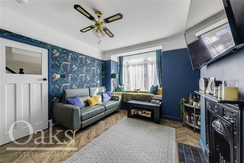 4 bedroom terraced house to rent, Eveline Road, Mitcham