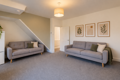6 bedroom house to rent, St Kildas Road, Bath BA2