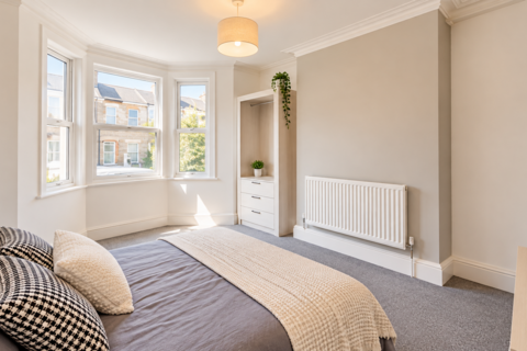 6 bedroom house to rent, St Kildas Road, Bath BA2
