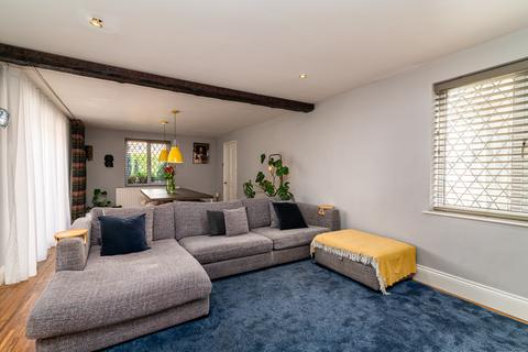 4 bedroom detached house for sale, Mapperley Plains, Nottingham
