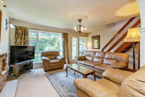 3 bedroom detached house for sale, Southcliffe Road, Carlton, Nottingham