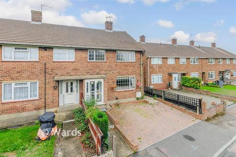 4 bedroom end of terrace house for sale, Morgan Drive, Horns Cross, Greenhithe, Kent