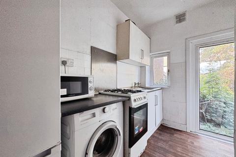 5 bedroom terraced house for sale, Herga Road, Harrow, HA3