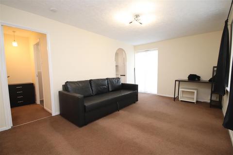 Studio for sale, Knights Manor Way, Dartford