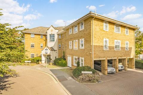 2 bedroom flat for sale, International Way, Sunbury-On-Thames TW16