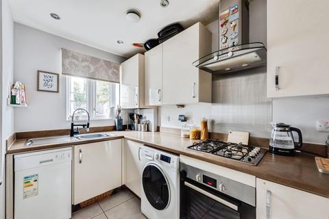 2 bedroom end of terrace house for sale, Millway Furlong, Haddenham, AYLESBURY
