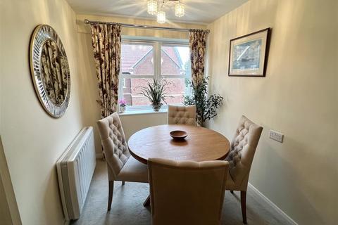 2 bedroom apartment for sale, Charles Briggs Avenue, Howden, Goole