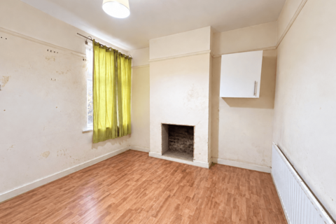 3 bedroom terraced house to rent, Barham Close, Wembley, HA0