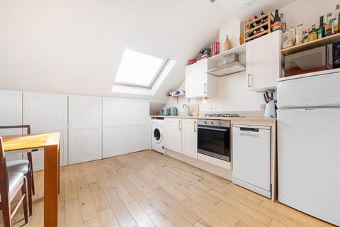 1 bedroom flat for sale, Leander Road, SW2