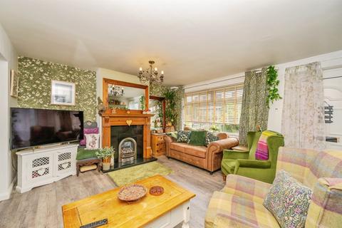 3 bedroom semi-detached house for sale, Kingsmuir Road, Mickleover, Derby