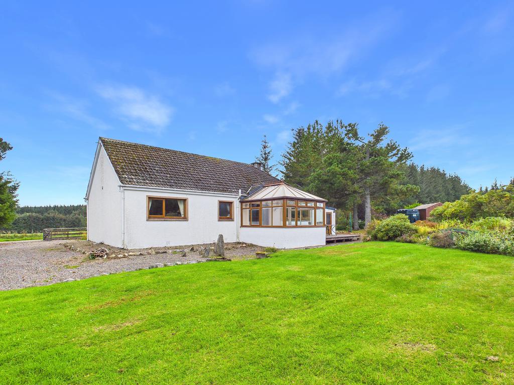 Glenlivet, Ballindalloch 3 bed detached house for sale - £325,000