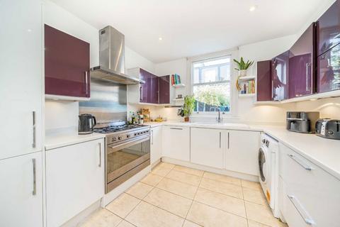 4 bedroom terraced house for sale, Brudenell Road, London SW17