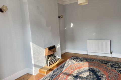 4 bedroom property to rent, Kirkstall Avenue, LEEDS, LS5