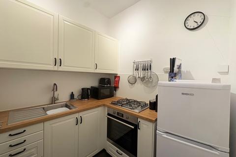 1 bedroom flat to rent, Watson Crescent, Edinburgh, Midlothian, EH11