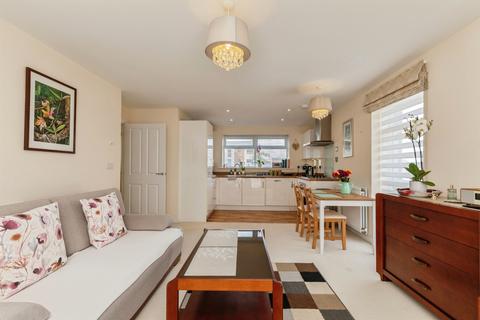2 bedroom flat for sale, Great Brier Leaze, Patchway, Bristol