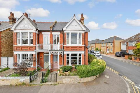 4 bedroom semi-detached house for sale, Pierremont Avenue, Broadstairs, Kent
