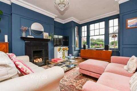 4 bedroom semi-detached house for sale, Pierremont Avenue, Broadstairs CT10