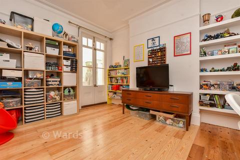 4 bedroom semi-detached house for sale, Pierremont Avenue, Broadstairs CT10