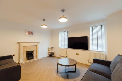 5 bedroom house to rent, Adam Dale, Loughborough LE11