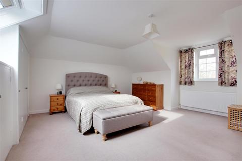 3 bedroom detached house to rent, Armstrong Close, Brockenhurst