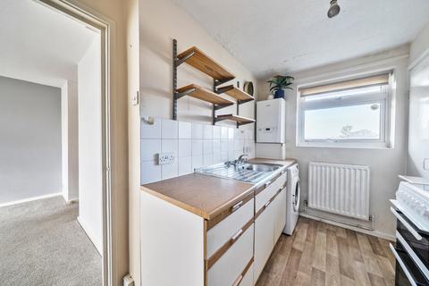 1 bedroom apartment for sale, South Lynn Crescent, Bracknell