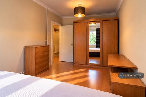 1 bedroom flat to rent, Skinner Street, London, EC1R
