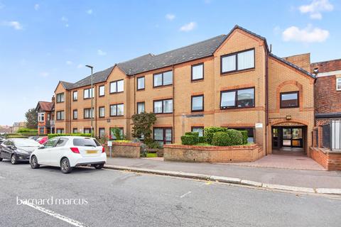 1 bedroom retirement property for sale, Friern Park, London