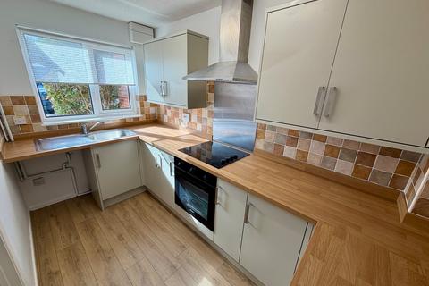 2 bedroom terraced house to rent, Tidbury Close, Redditch, Worcestershire, B97