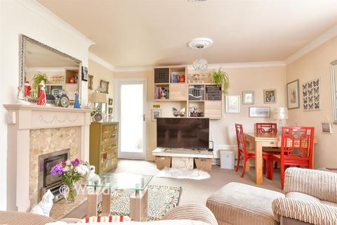 2 bedroom terraced house for sale, Chalky Bank, Gravesend DA11
