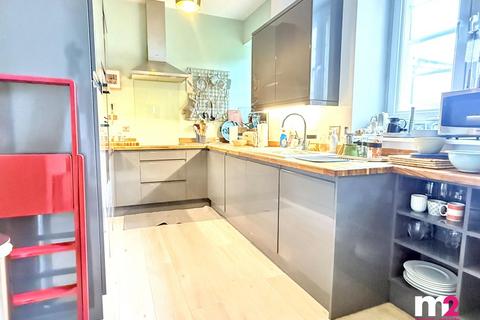 2 bedroom apartment for sale, Sarno Square, Abergavenny NP7