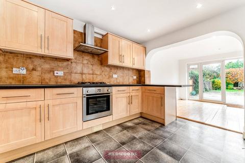 3 bedroom semi-detached house to rent, St. Lukes Road, Old Windsor, Windsor, SL4