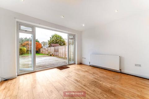 3 bedroom semi-detached house to rent, St. Lukes Road, Old Windsor, Windsor, SL4