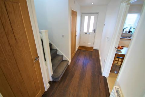 3 bedroom end of terrace house to rent, a Greenwood Drive, London