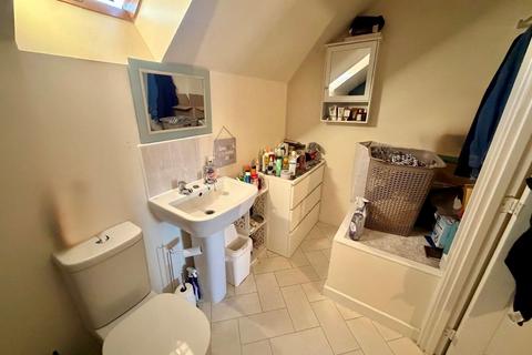 3 bedroom semi-detached house to rent, Bellona Drive, Peterborough, PE2