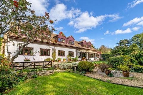 undefined, Large family home - heart of Pilton