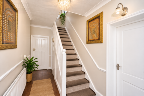 4 bedroom semi-detached house for sale, Tavistock Gardens, Seven Kings, Redbridge, Essex, IG3