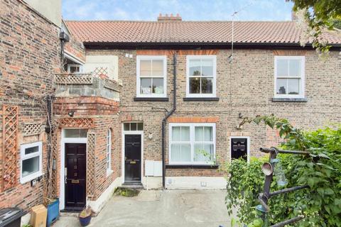 1 bedroom apartment for sale, Ousegate, North Yorkshire YO8