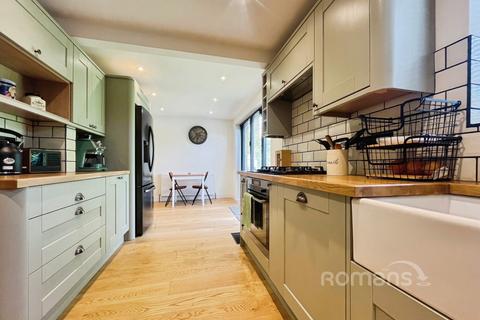 3 bedroom detached house for sale, Badshot Park, Badshot Lea, Farnham