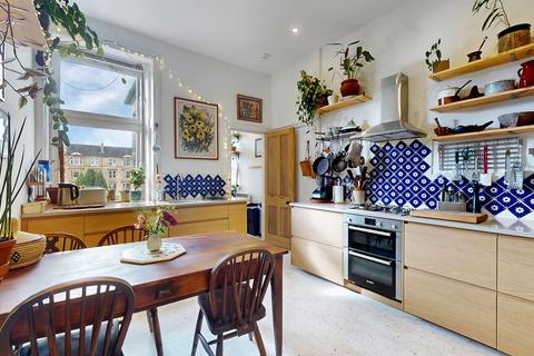 2 bedroom flat for sale, Dixon Avenue, Glasgow G42