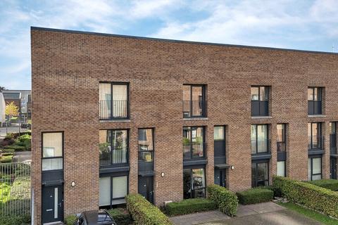 4 bedroom townhouse for sale, Stirlingfauld Place, Glasgow G5