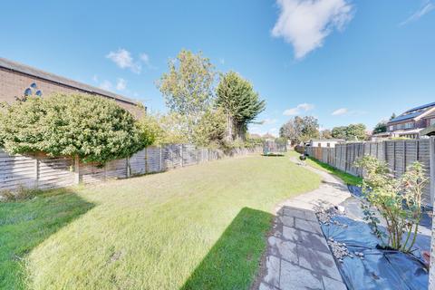 3 bedroom semi-detached house for sale, Charterhouse Road, Orpington