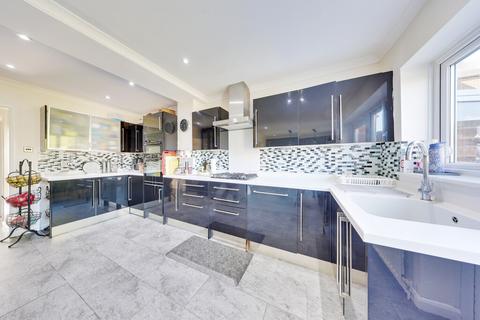 3 bedroom semi-detached house for sale, Charterhouse Road, Orpington
