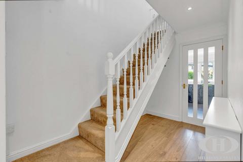 3 bedroom detached house for sale, Fordbridge Road, Ashford