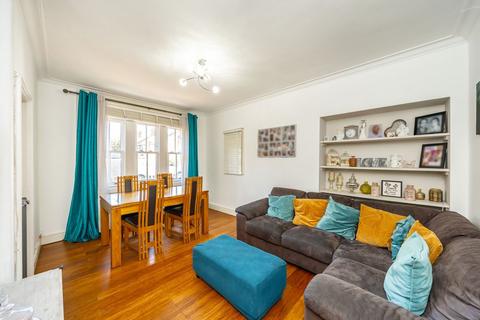 2 bedroom end of terrace house for sale, Derinton Road, London SW17