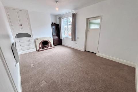 3 bedroom terraced house to rent, Victoria Avenue, HULL, HU5