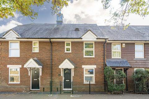 undefined, Oxford Row, Sunbury-On-Thames TW16