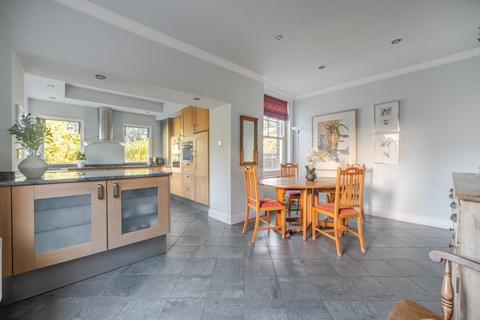 5 bedroom semi-detached house for sale, Kings Avenue, Bromley, BR1