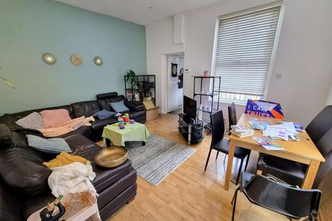 5 bedroom end of terrace house for sale, Burley Road, Leeds