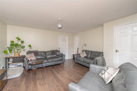 3 bedroom end of terrace house for sale, Alemoor Crescent, Edinburgh EH7