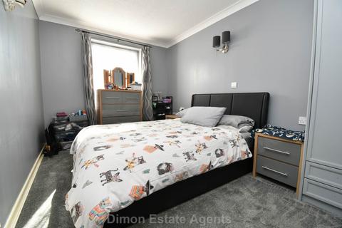 1 bedroom retirement property for sale, Homefort House, Stoke Road, Gosport
